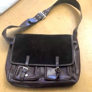 ITALIAN LEATHER SATCHEL.